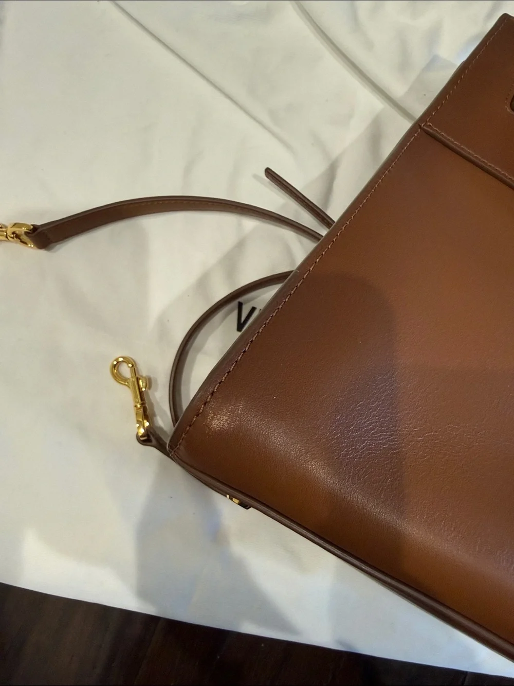 Veronica Beard large dash bag in hazelwood with crossbody strap and care bag - Picture 11 of 13